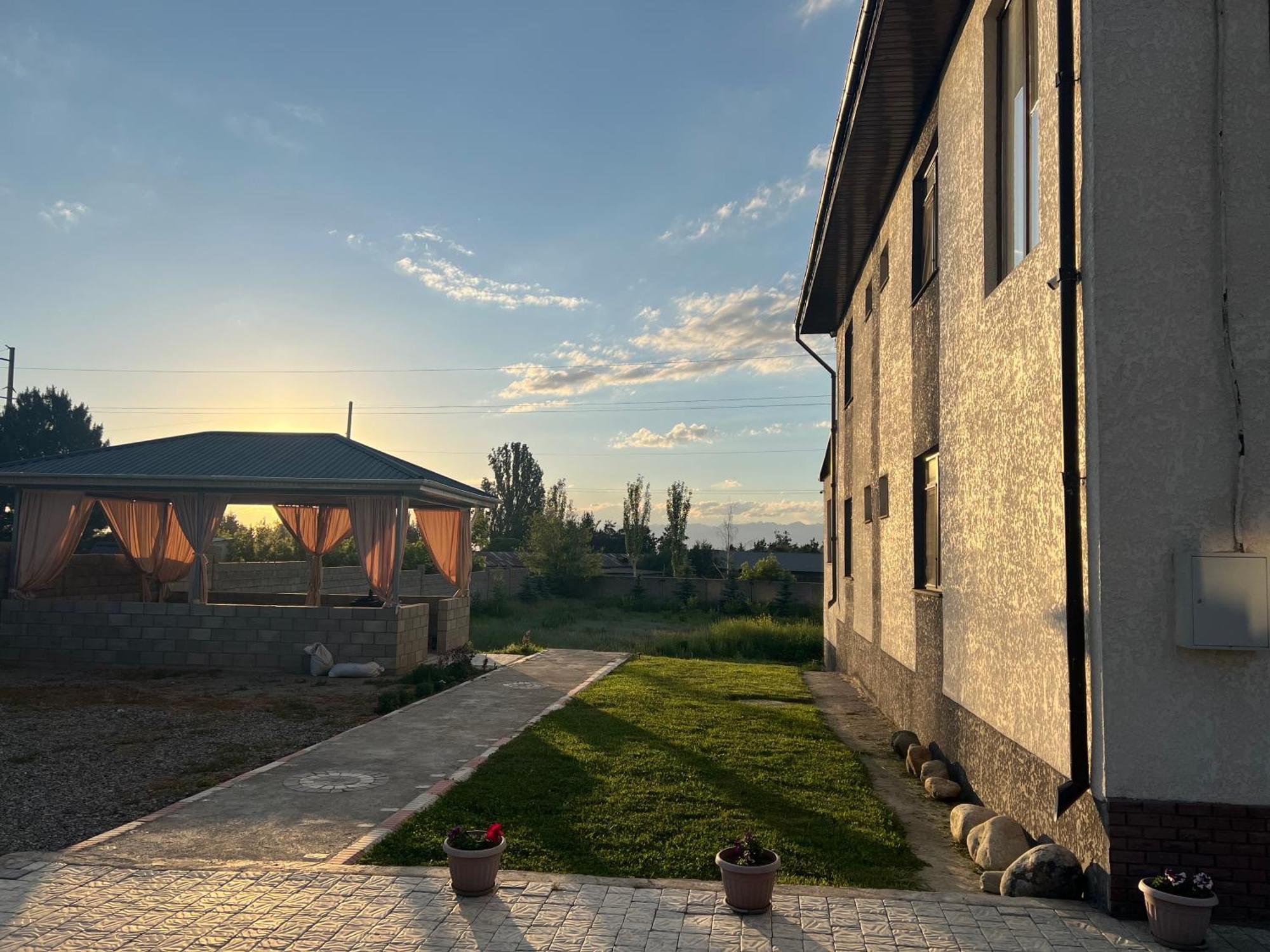 Bayotel Karakol Bagian luar foto