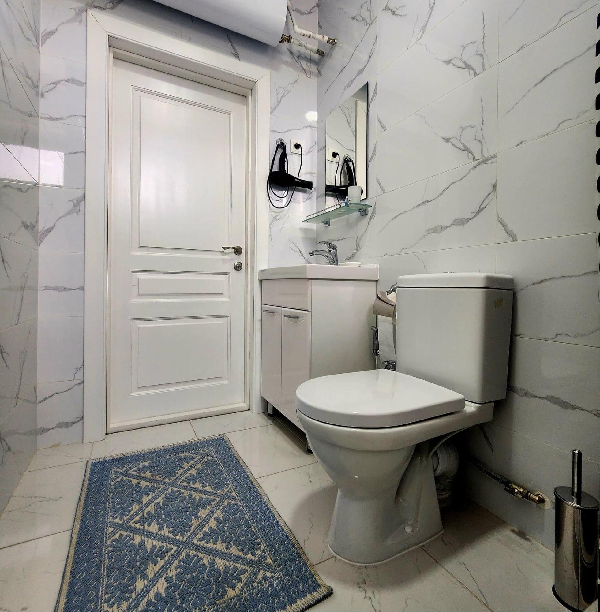 Bayotel Karakol Bagian luar foto